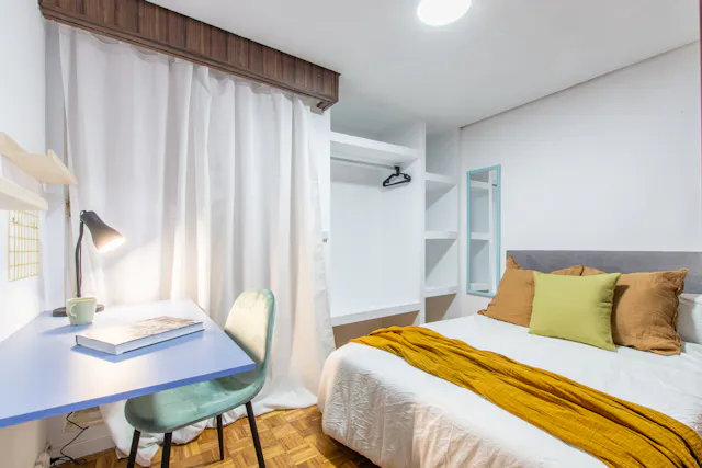 Private room in Calle del Pez Austral, Madrid (1532736) room image 1