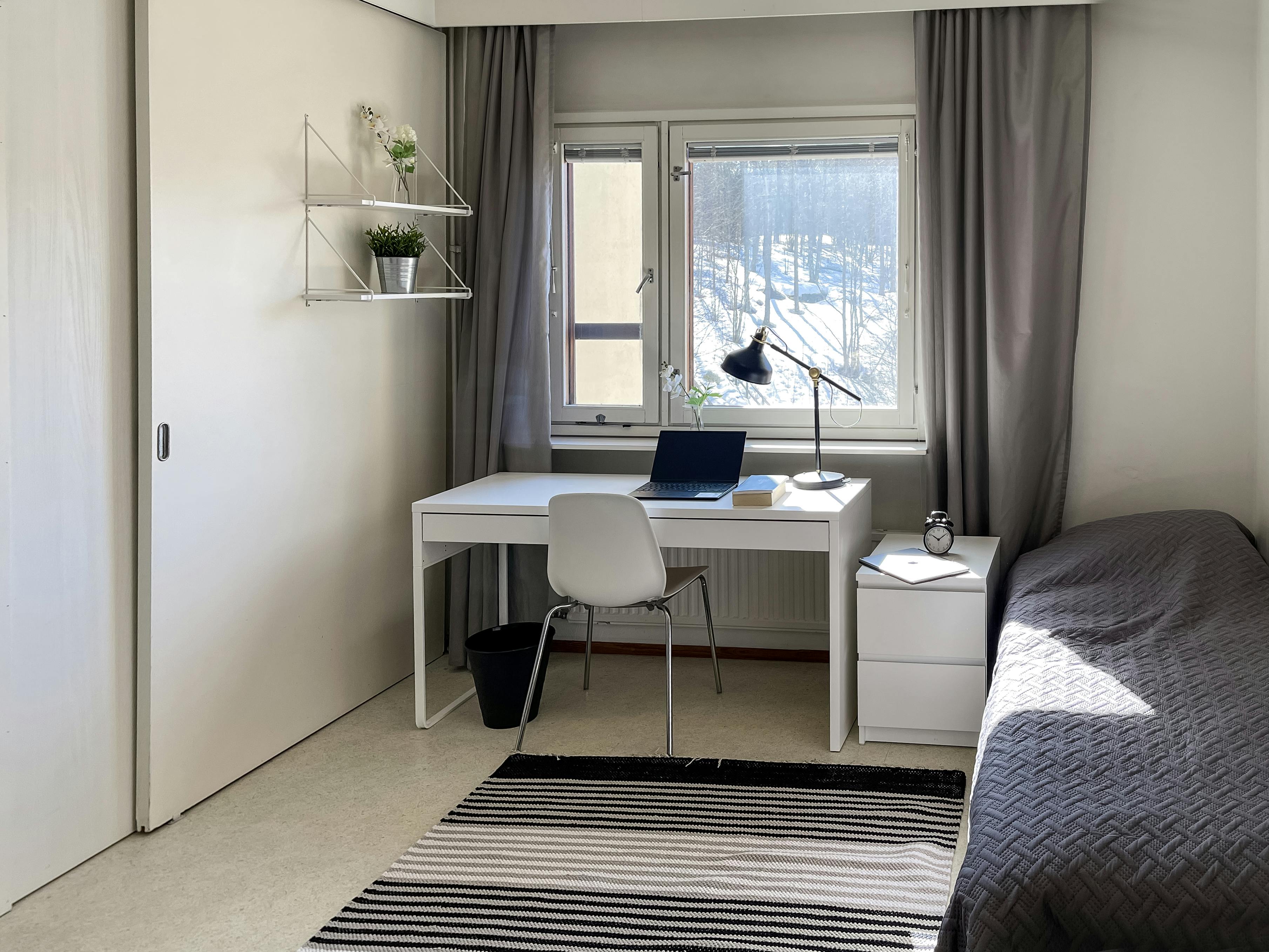 Klaneettitie, Helsinki preview