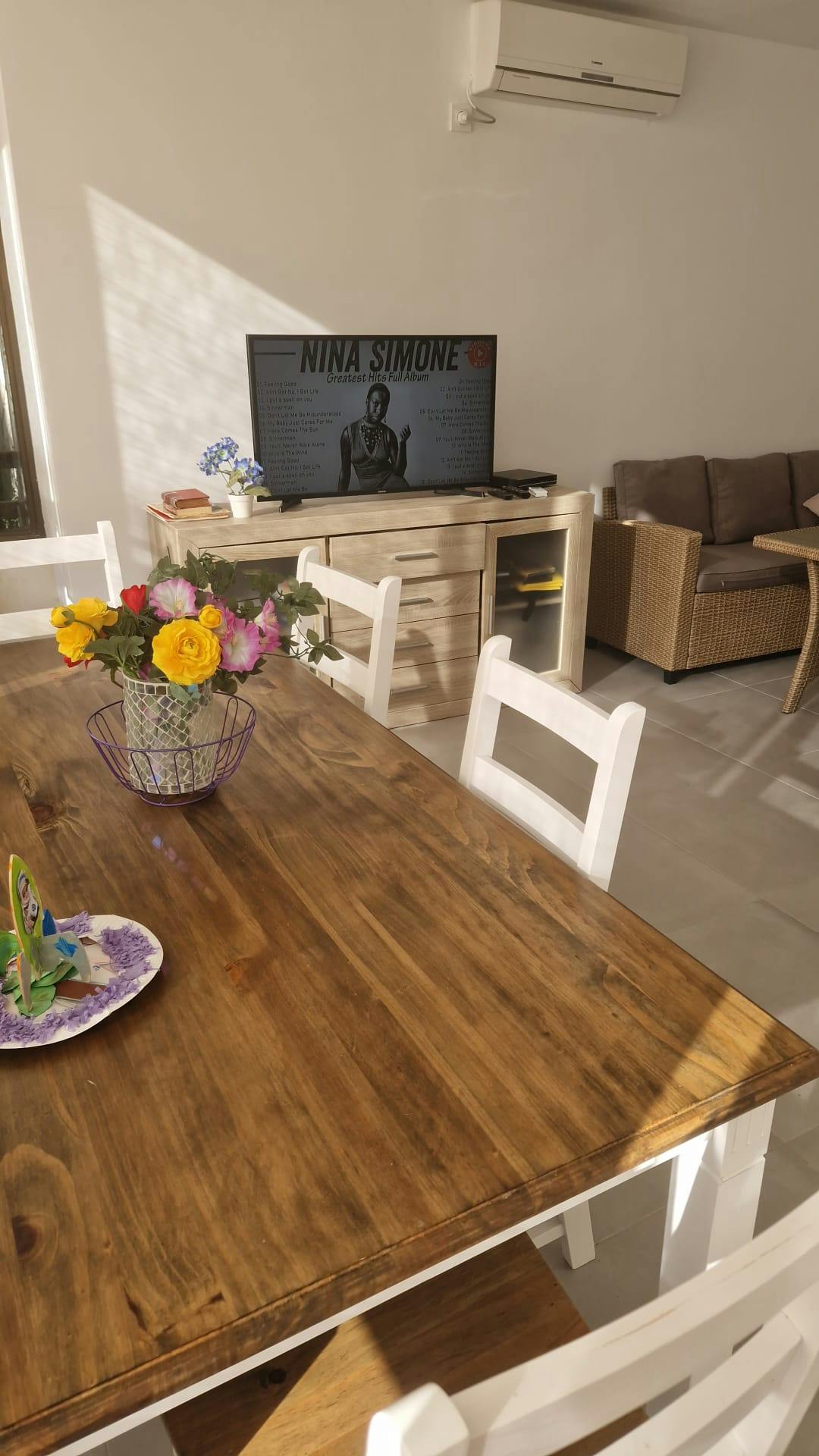 Apartment for rent for €3,000 per month in Almuñécar, Calle Olmos