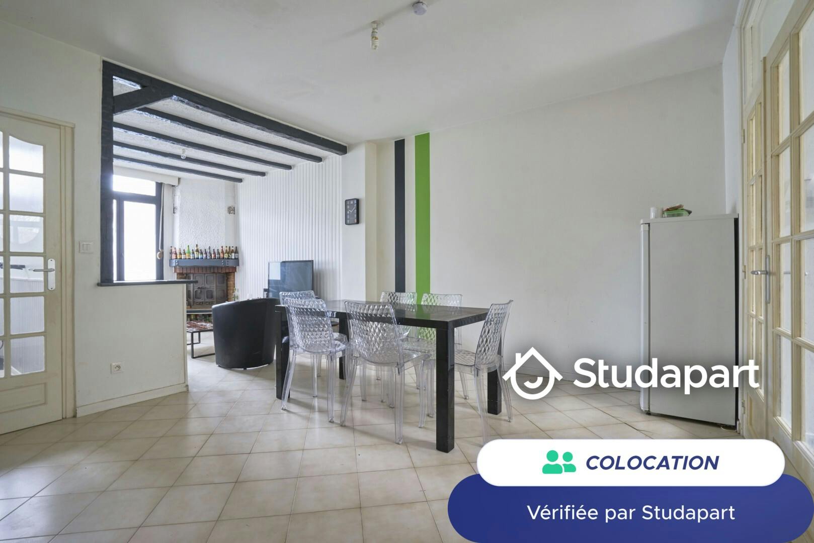 Private room for rent on Rue du Faubourg des Postes, Lille - Plus
