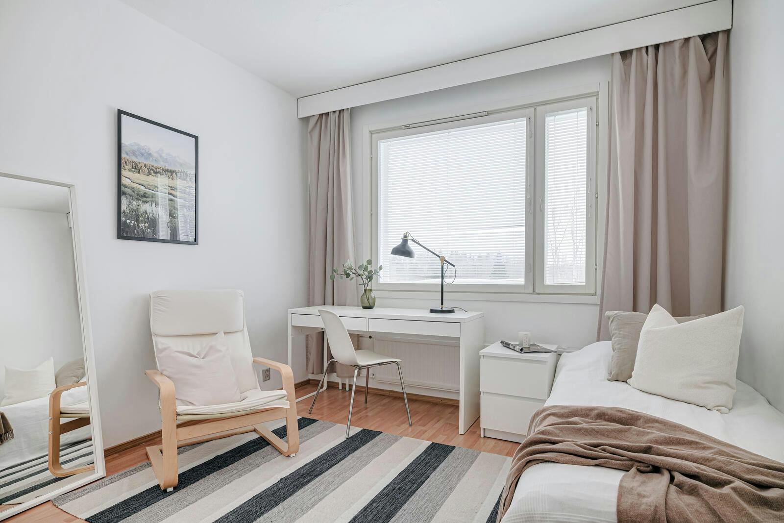 Pelimannintie, Helsinki preview
