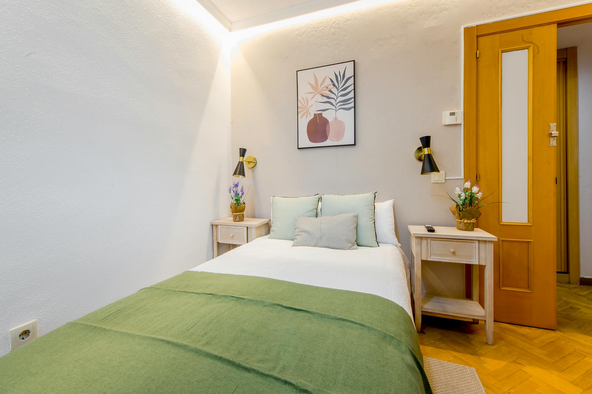 Calle del Oriana, Madrid preview