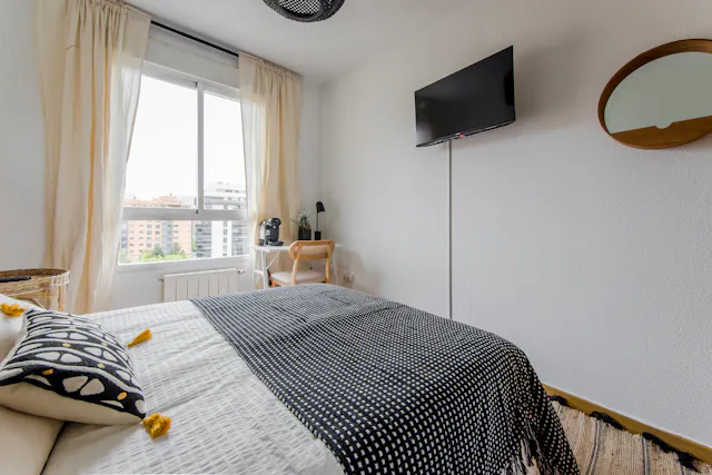 Private room in Calle del Oriana, Madrid (1533260) room image 2