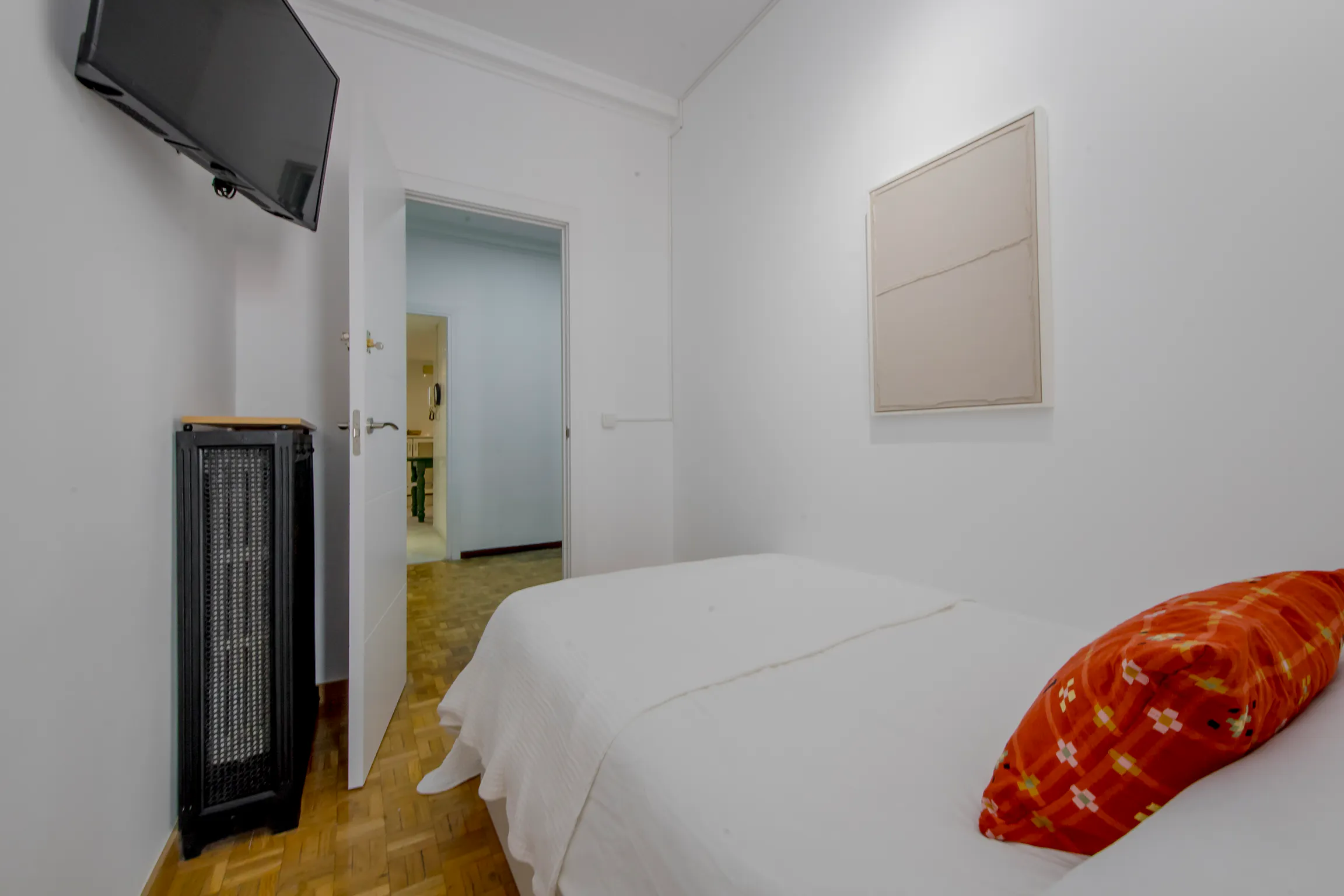 Private room in Calle del Poeta Joan Maragall, Madrid (1533268) ROOM 2