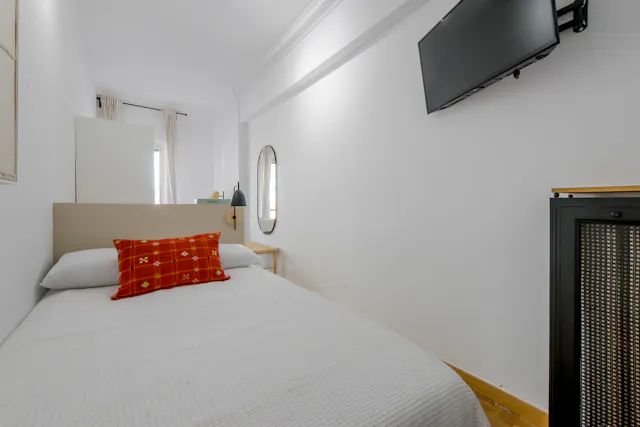 Private room in Calle del Poeta Joan Maragall, Madrid (1533268) room image 2