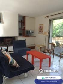 Cameră privată de închiriat pentru 550 EUR pe lună în Mouans-Sartoux, Impasse des Grivarelles