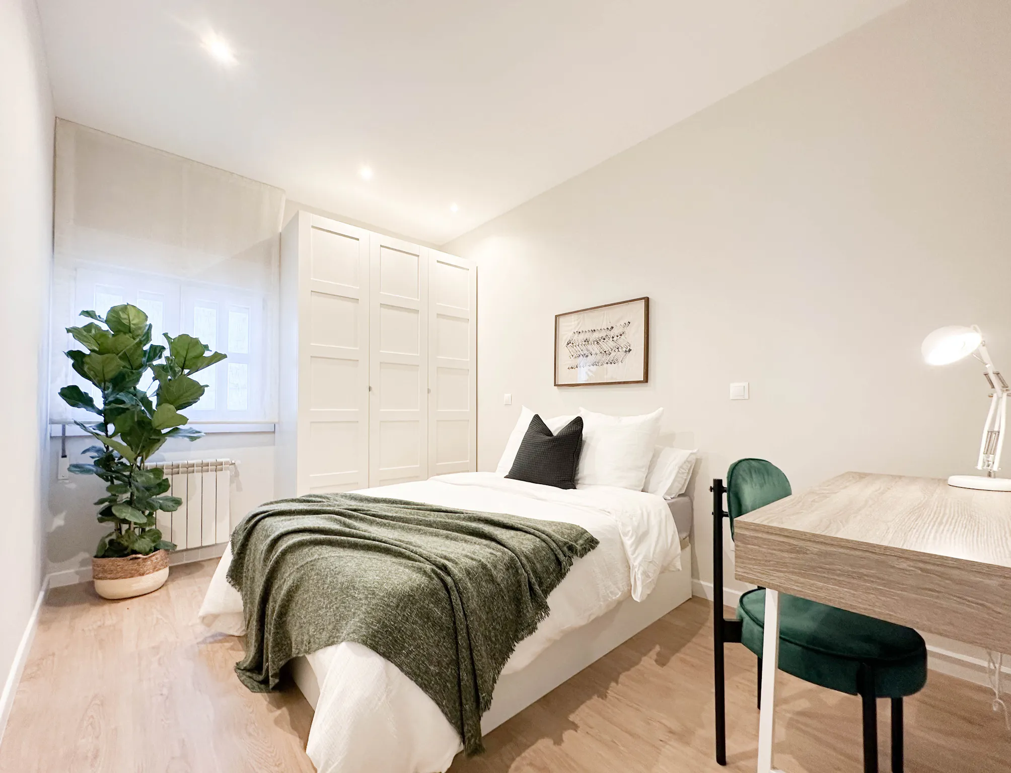 Private room in Calle de Mariano Vela, Madrid (1533450) ROOM 1