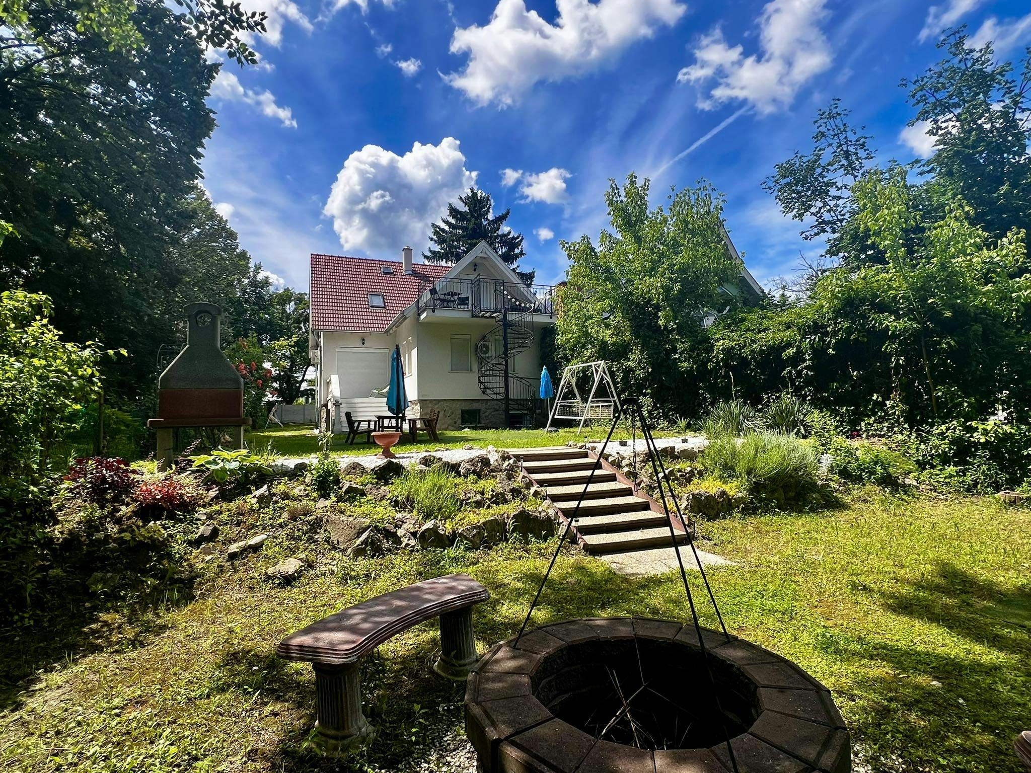 Apartment for rent for HUF 308,188 per month in Budapest, Királyok útja