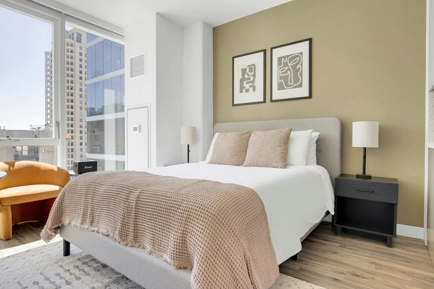 Studio for rent for €4,173 per month in Chicago, South Michigan Avenue