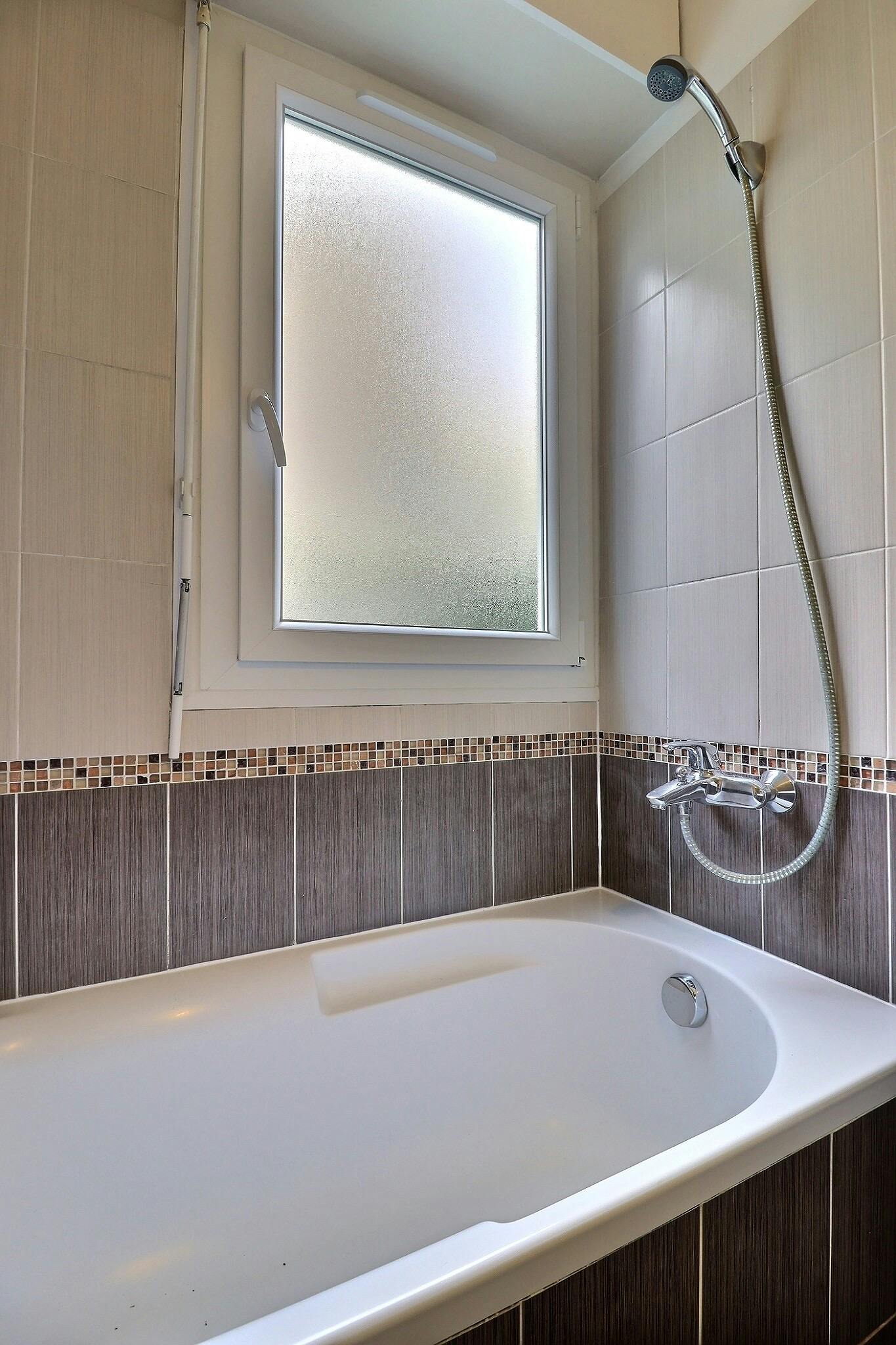 Apartment in Rue du Ménil, Asnières-sur-Seine (1533936) room image 10