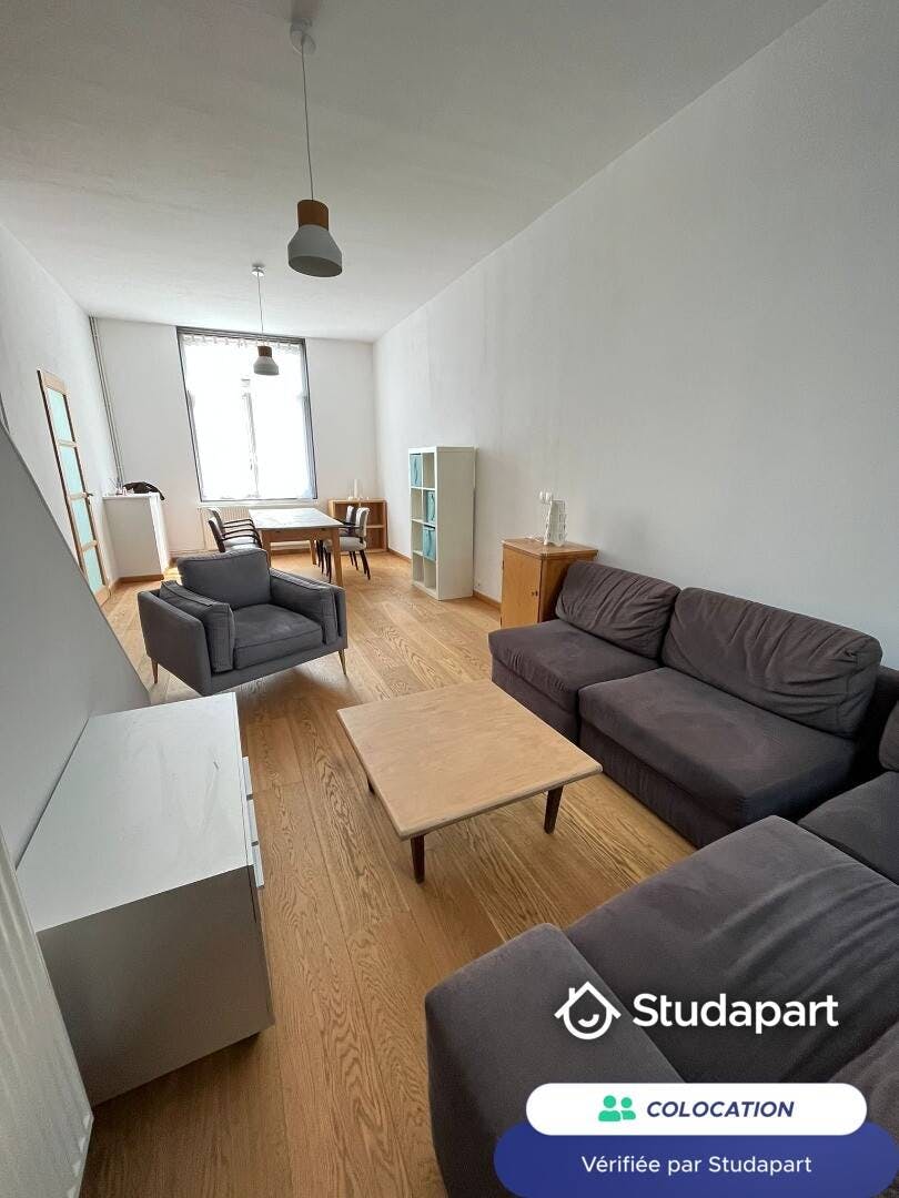 Private room for rent on Rue Saint-Luc, Lille
