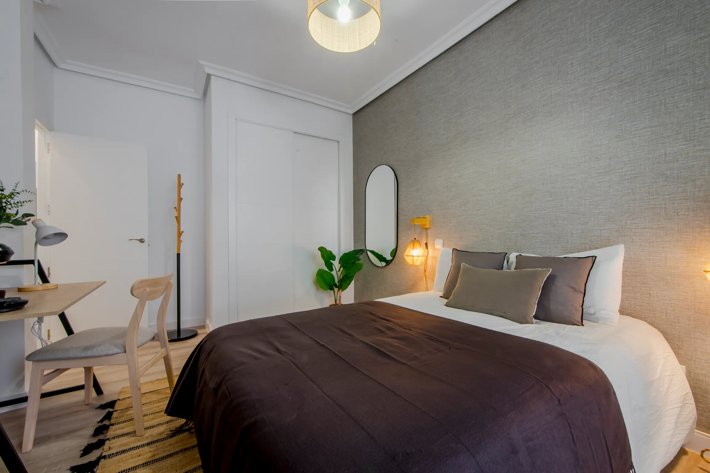 Private room in Pasaje de Lucero, Madrid (1534014) ROOM 2