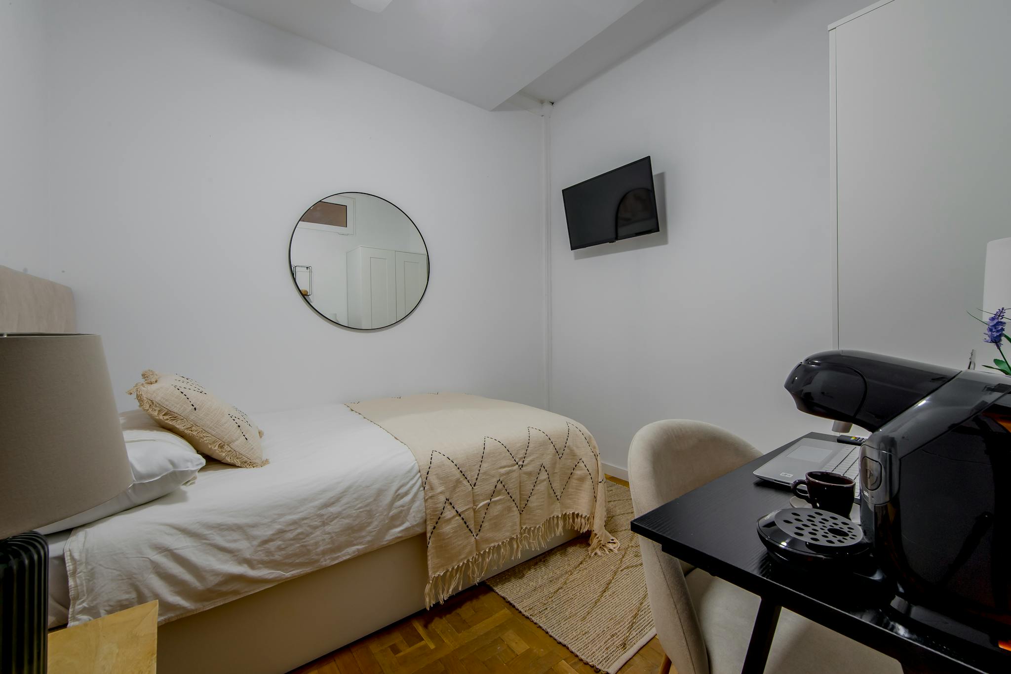 Calle de Cea Bermúdez, Madrid preview