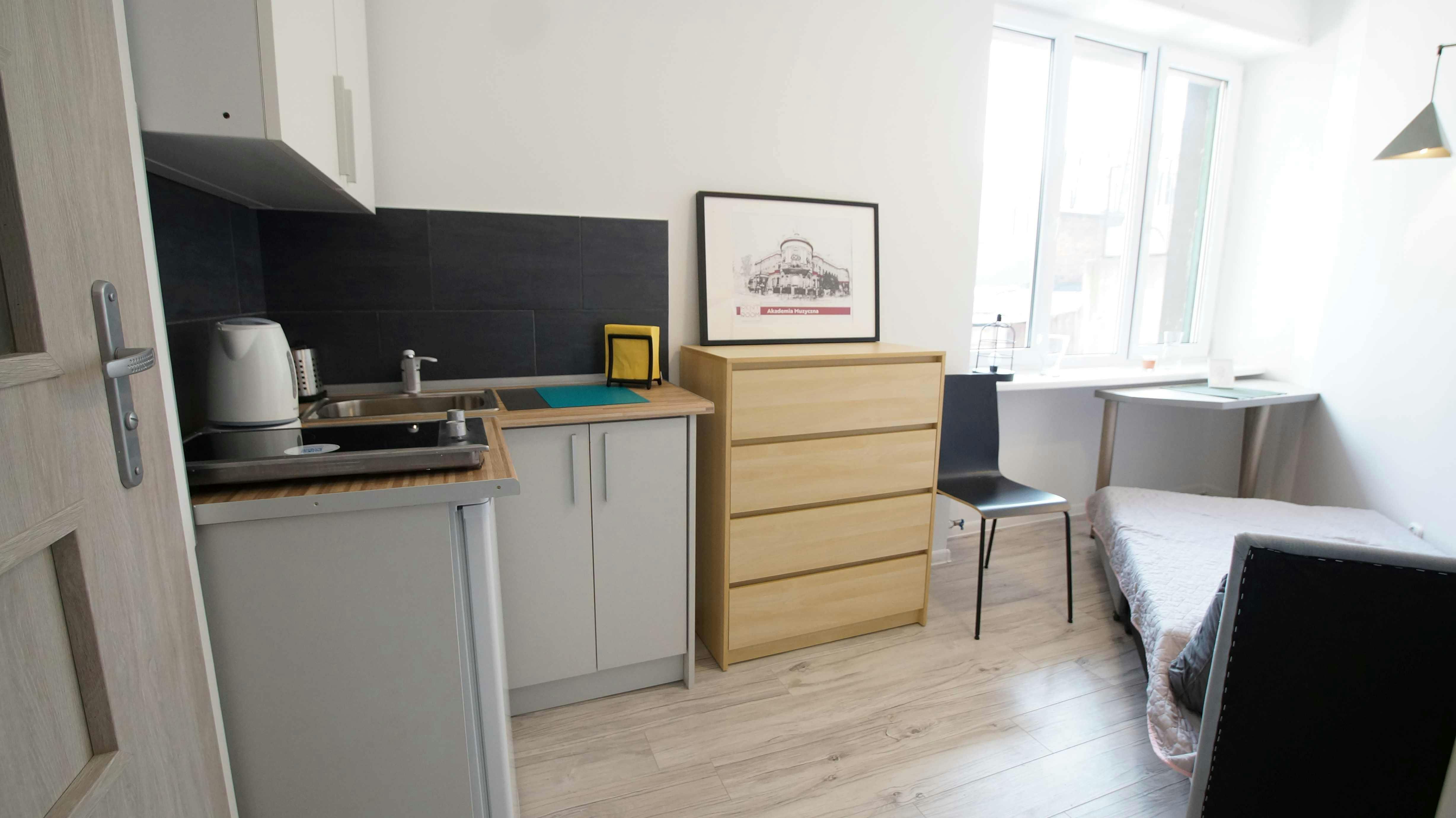 Apartament de închiriat pentru 1.300 PLN pe lună în Łódź, ulica Adama Próchnika