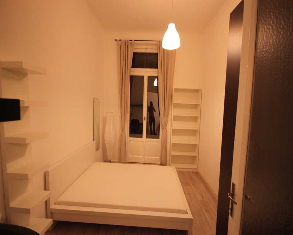 Viale Sondrio, Milan preview