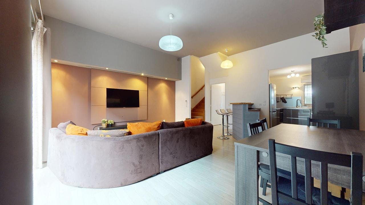 Rue Charles Baudelaire, Rouen preview