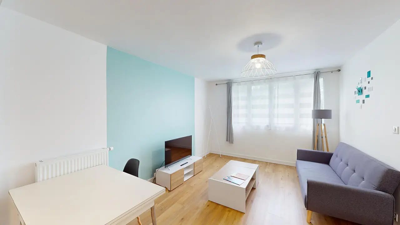 私人房间 正在以 €395 的月租出租，其位于 Brest, Rue René Caillié