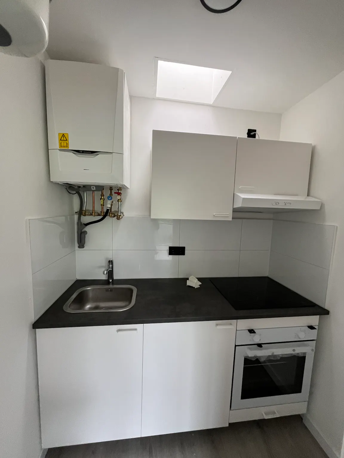 1-Bedroom Apartment in Dordtselaan, Rotterdam (1534444) ROOM 1