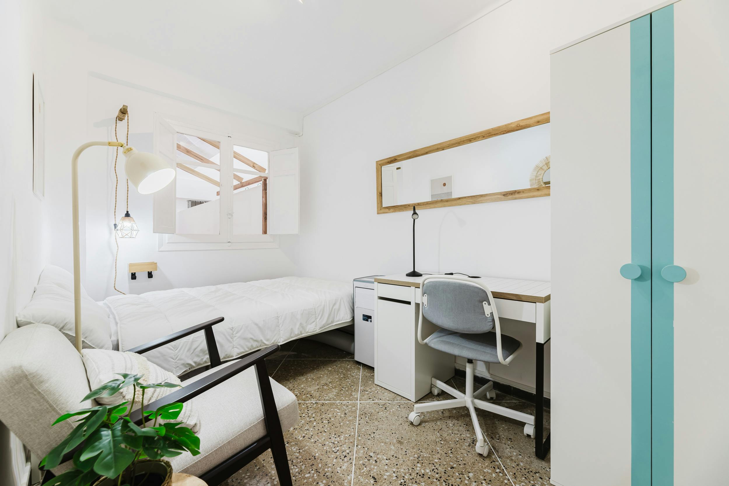 Carrer de Ramiro de Maeztu, Valencia Valencia