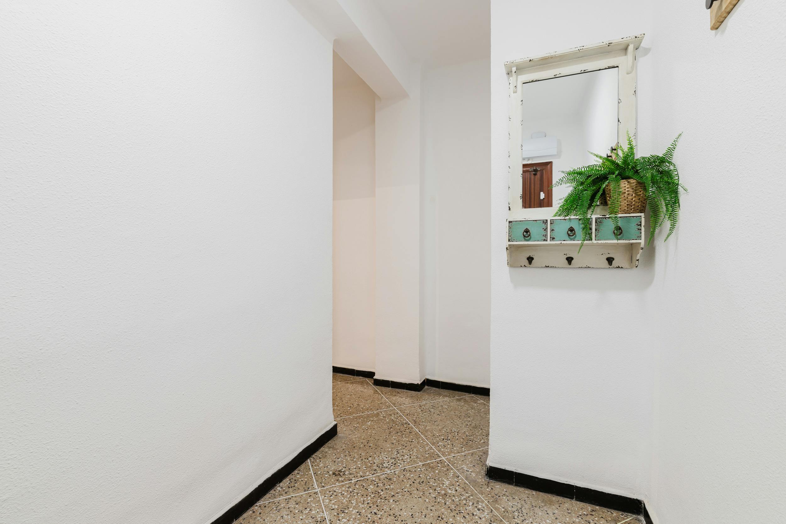 Apartment Valencia, 70m² — photo 3