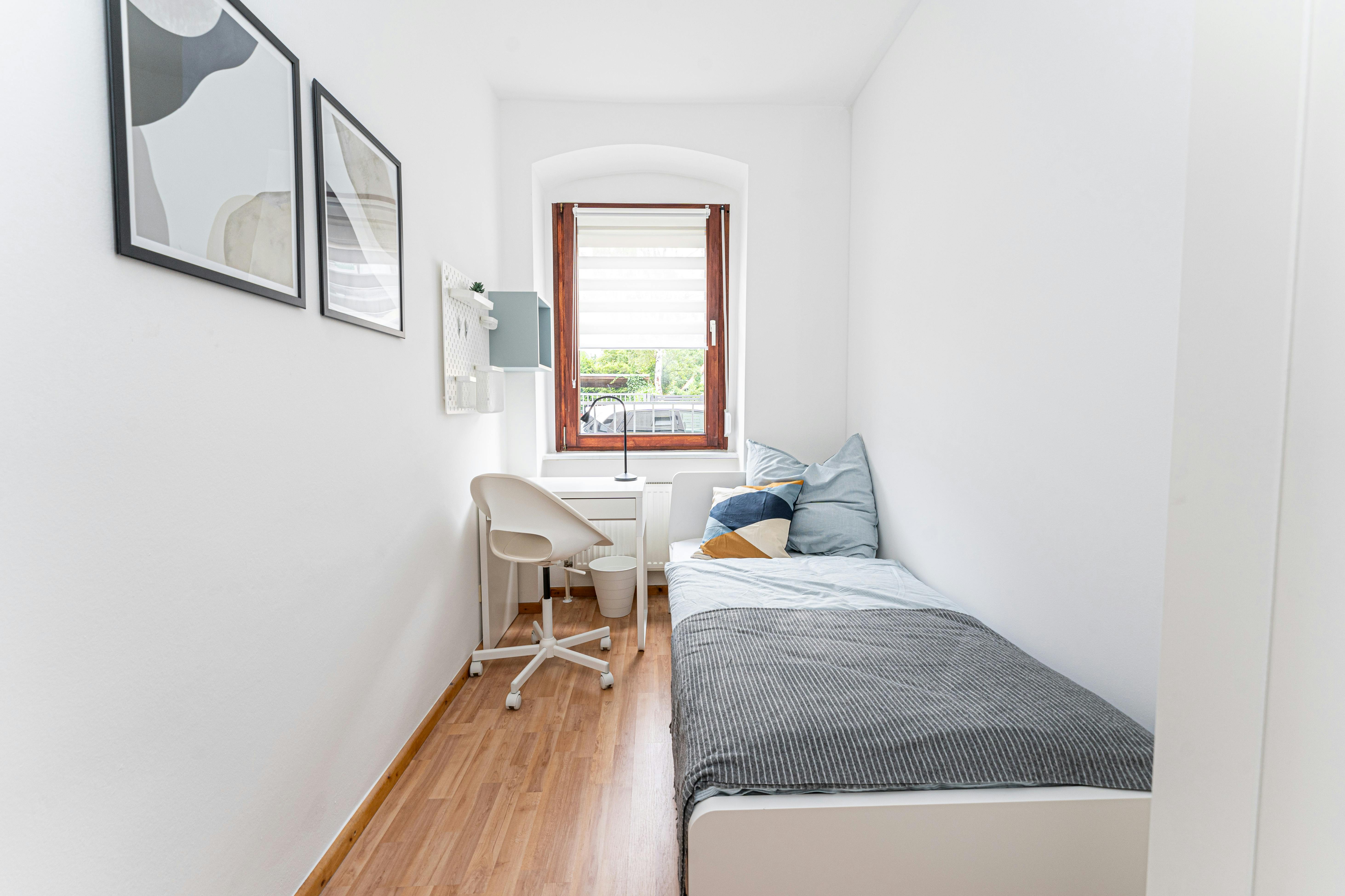 私人房间 正在以 €580 的月租出租，其位于 Berlin, Amalienhofstraße