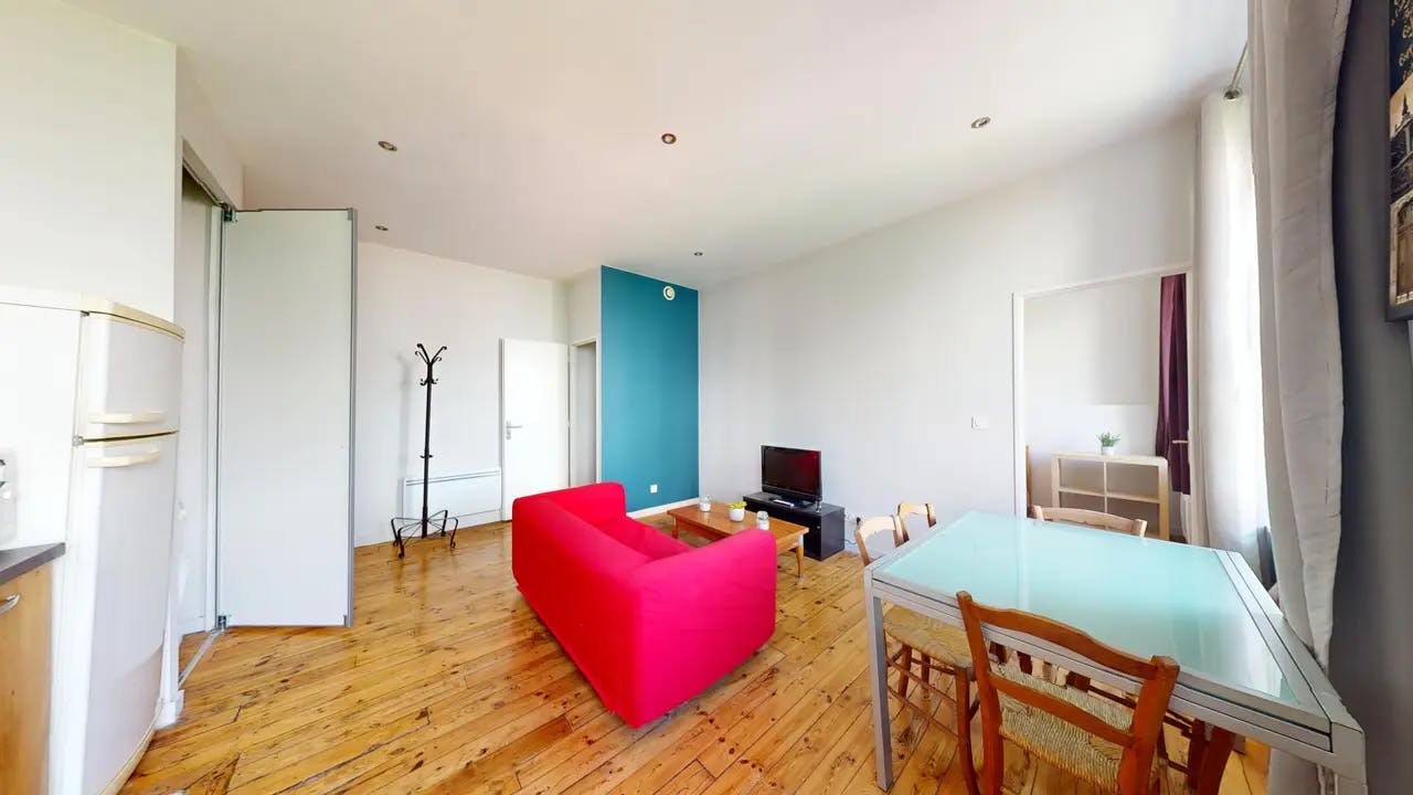 1-Bedroom Apartment in Boulevard Valbenoîte, Saint-Étienne (1534599) ROOM 1