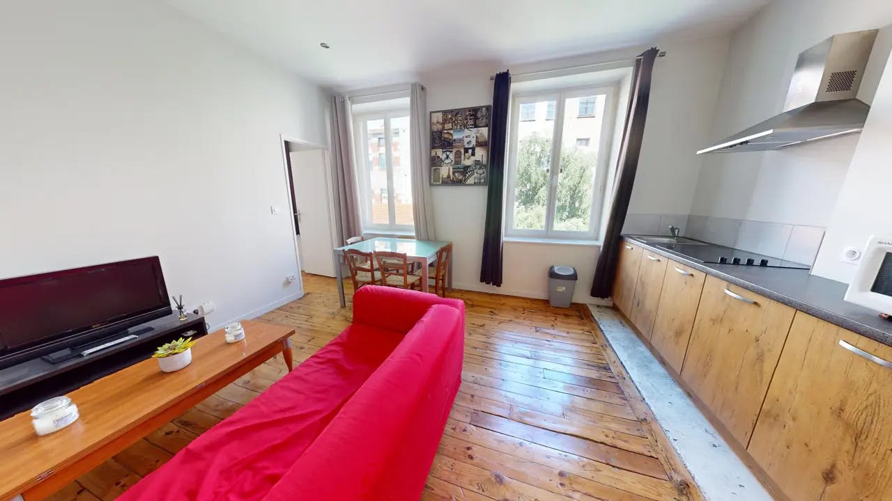 1-Bedroom Apartment in Boulevard Valbenoîte, Saint-Étienne (1534599) ROOM 2