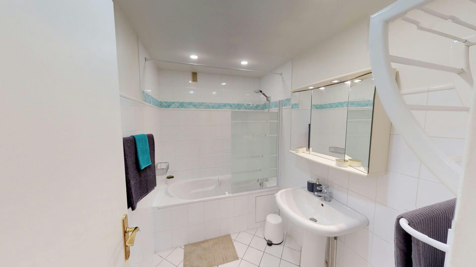 Single room Paris, 1 bed, 14m² — photo 10