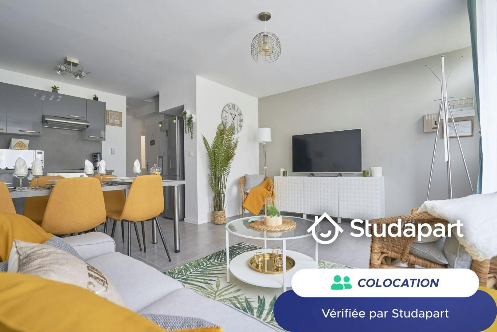 Private room for rent for €480 per month in La Madeleine, Rue du Président Georges Pompidou