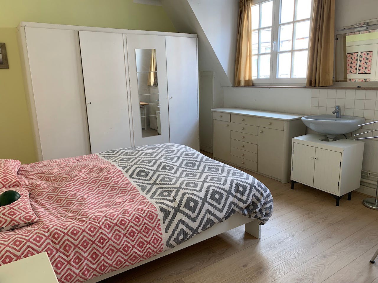 Pokój prywatny do wynajęcia za 580 € miesięcznie w mieście Etterbeek, Rue des Taxandres