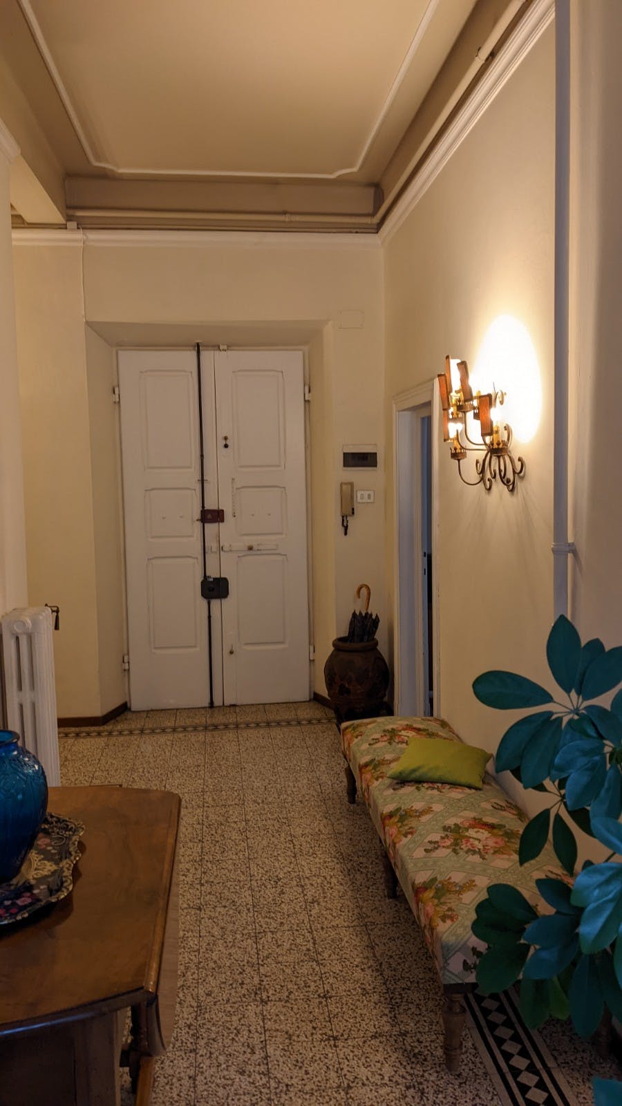 Double room Florence, 1 bed, 10m² — photo 9