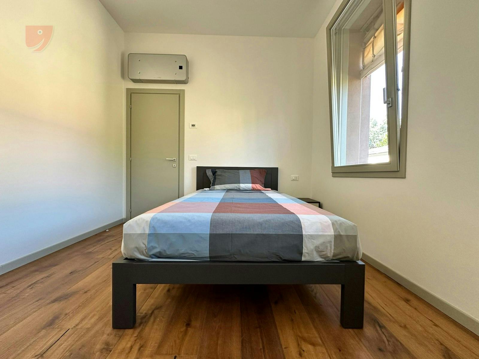 Via Montebello, Ferrara preview