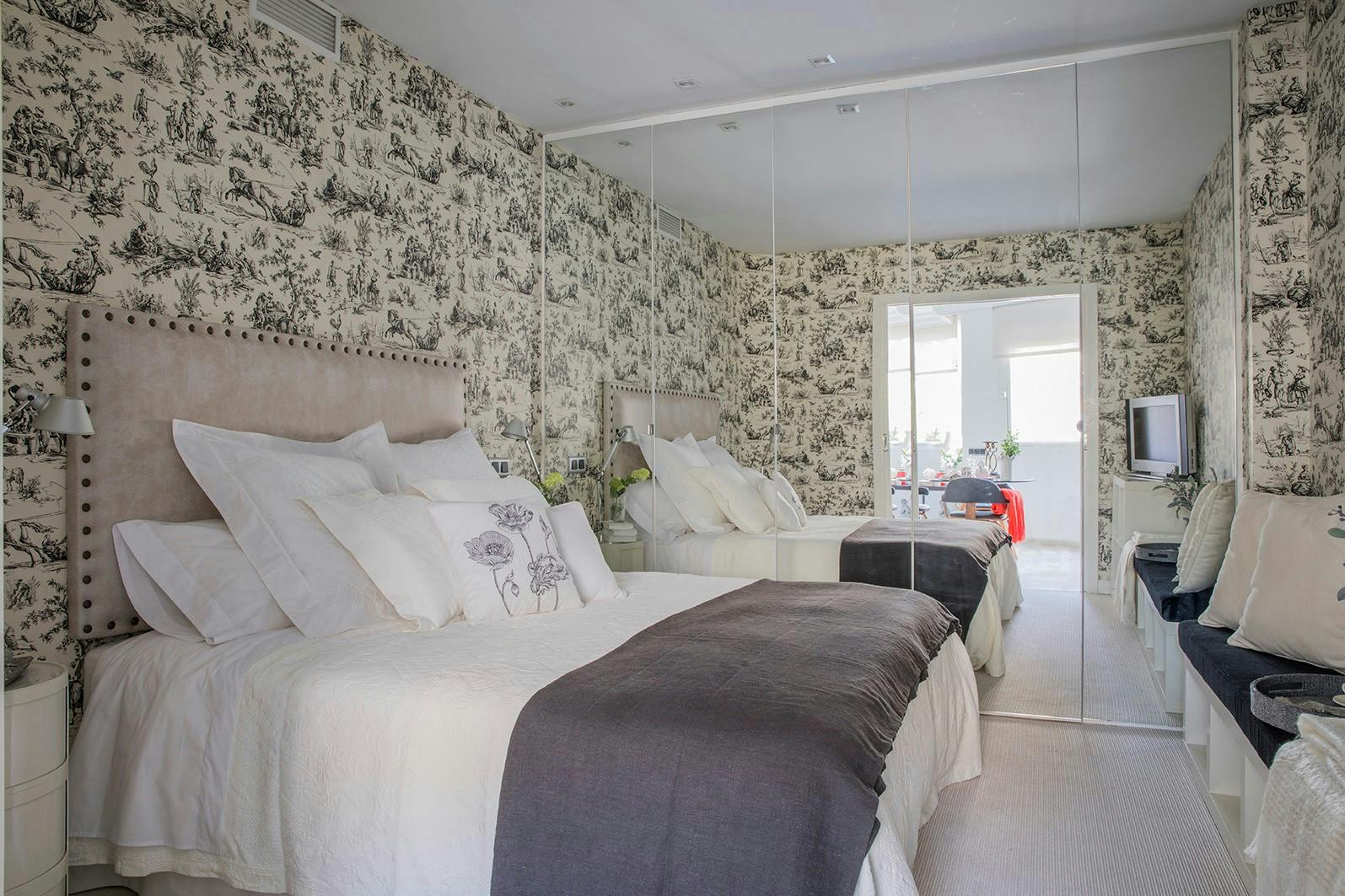 Calle Miguel Ángel, Madrid preview