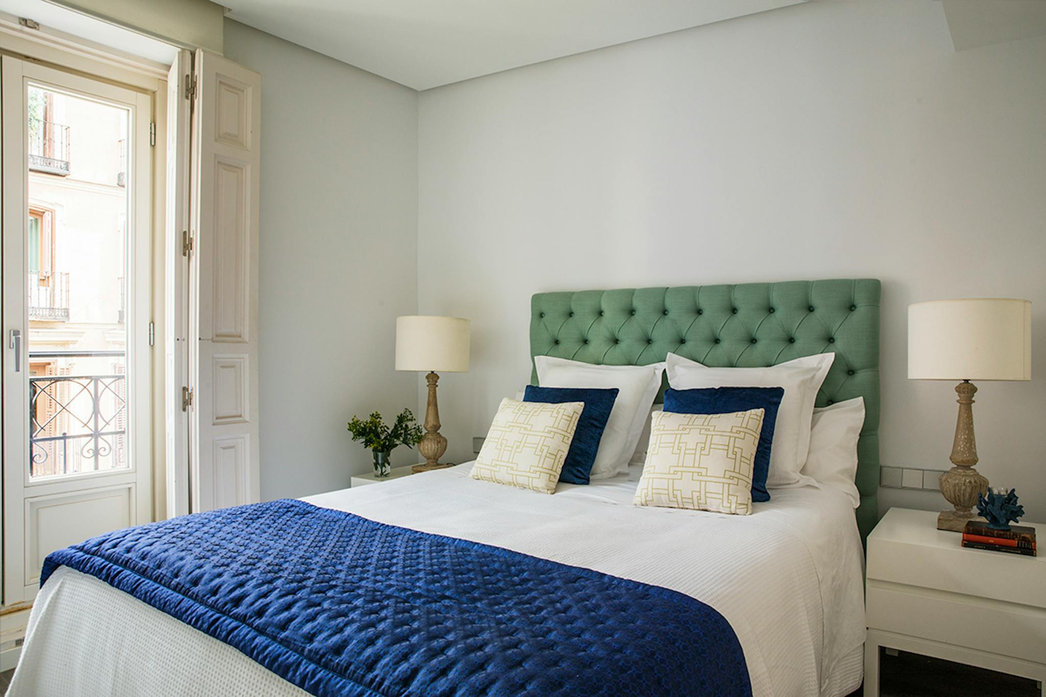 Calle de Fernando VI, Madrid preview