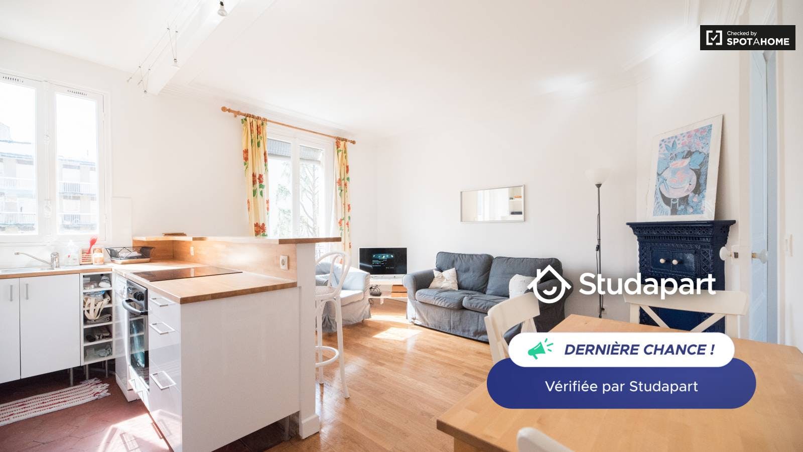 Apartment for rent for €2,200 per month in Paris, Rue du Moulin Vert