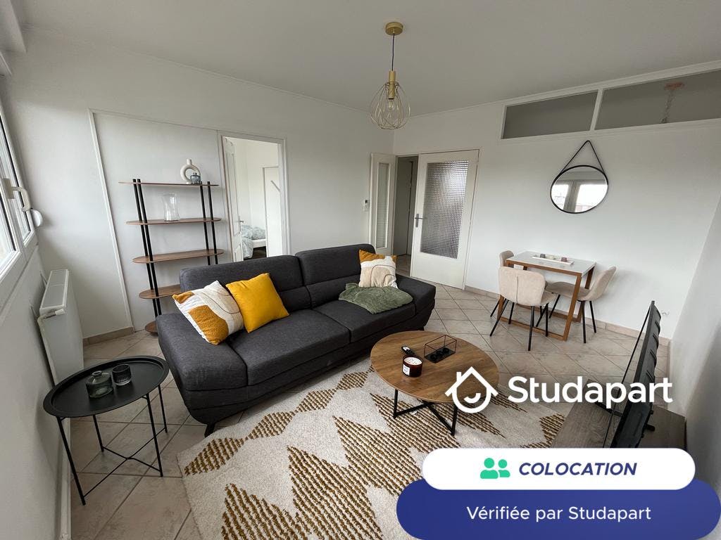 Private room for rent for €610 per month in Metz, Rue du Père Scheil