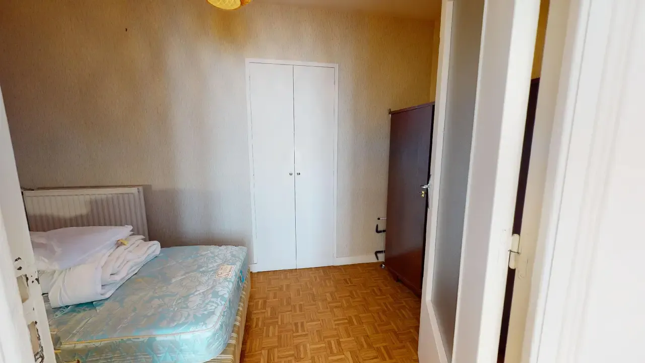 2-Bedroom Apartment in Rue Nicolas Appert, Nantes (1535669) ROOM 4