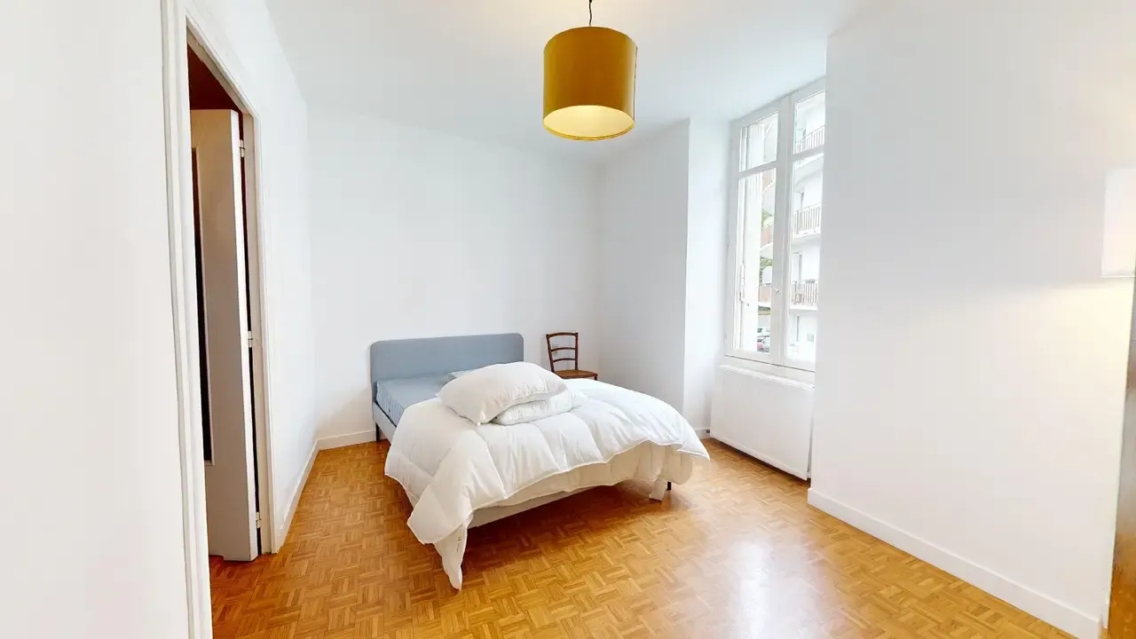 2-Bedroom Apartment in Rue Nicolas Appert, Nantes (1535669) ROOM 2