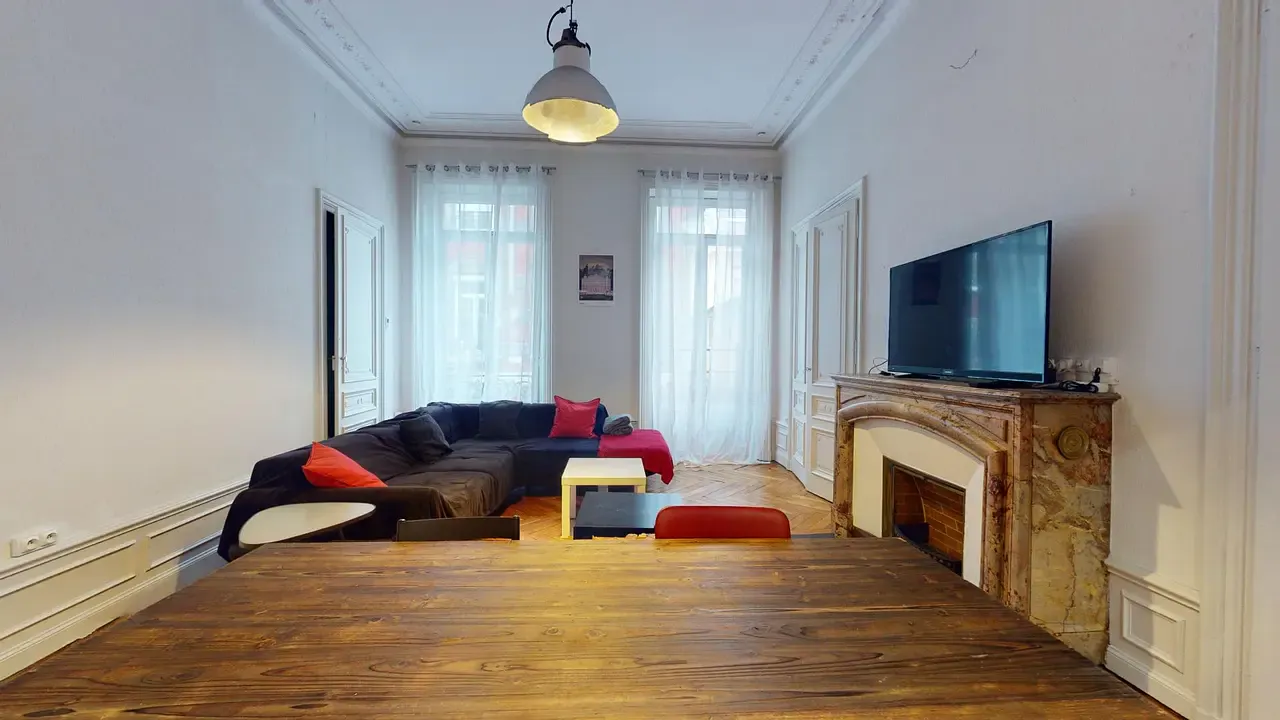 4-Bedroom Apartment in Rue Gambetta, Saint-Étienne (1535790) ROOM 3