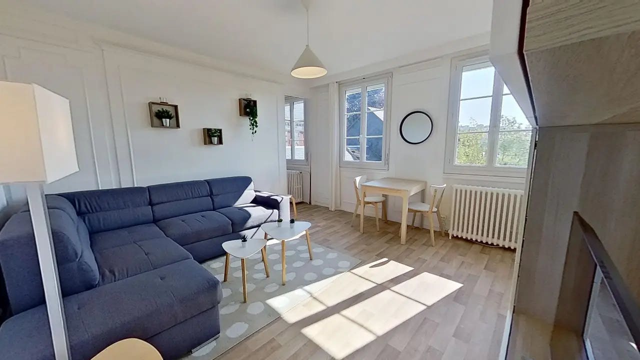 Студия сдается в аренду за 562 € в месяц в Rouen, Rue Saint-Maur