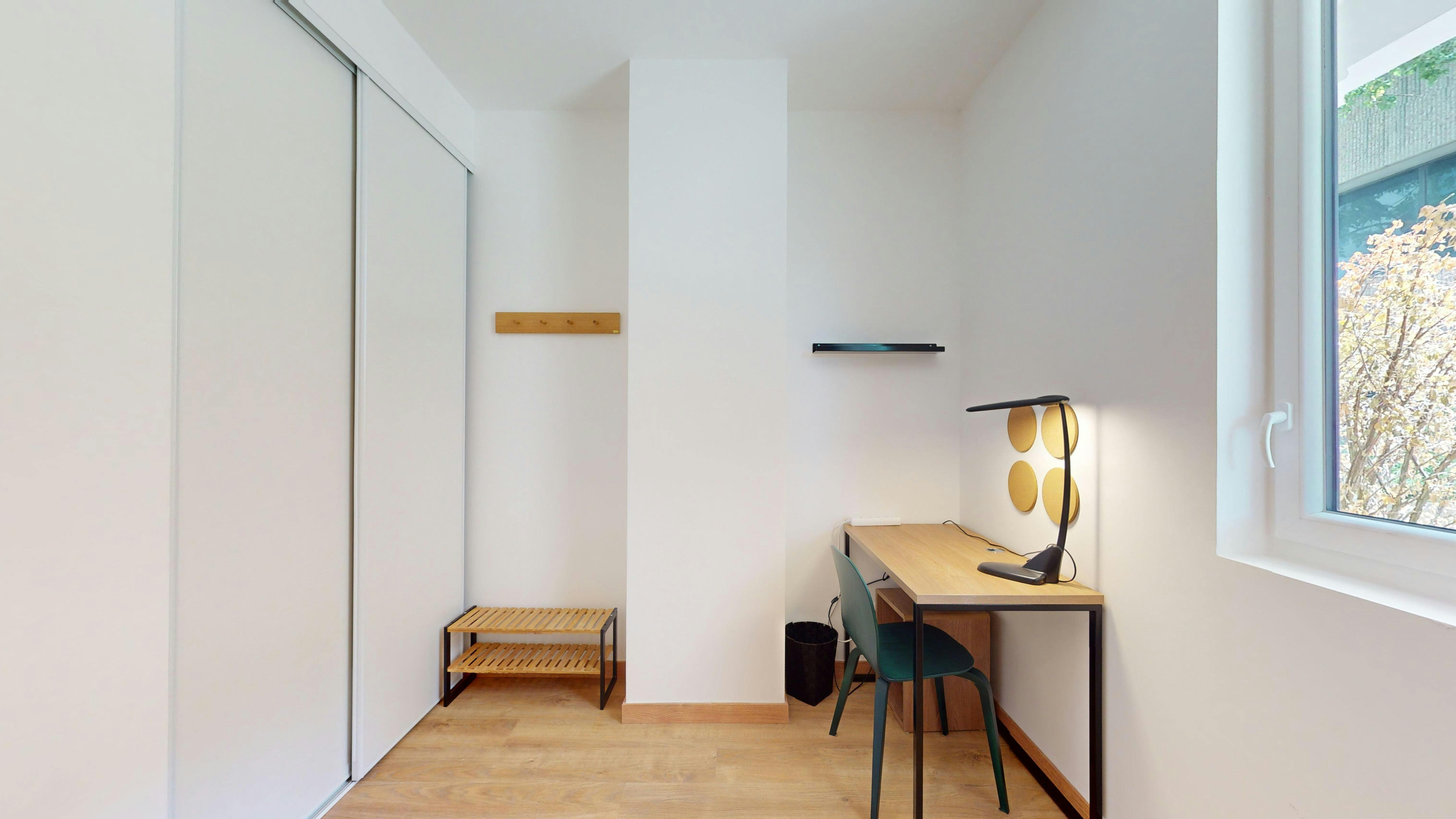 Apartment Cergy, 2m² — photo 163