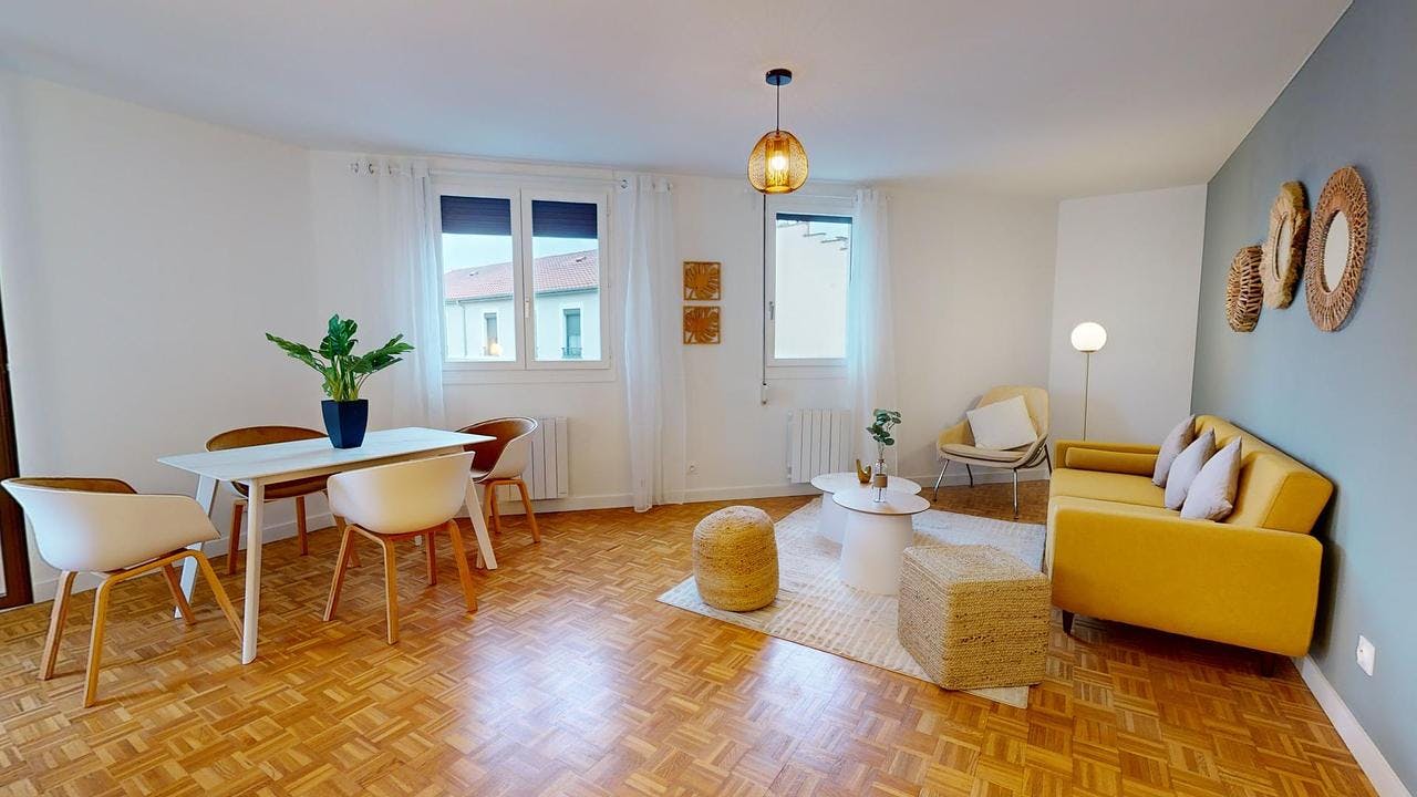Lägenhet att hyra för 1 210 € i månaden i Lyon, Rue Paul Bert