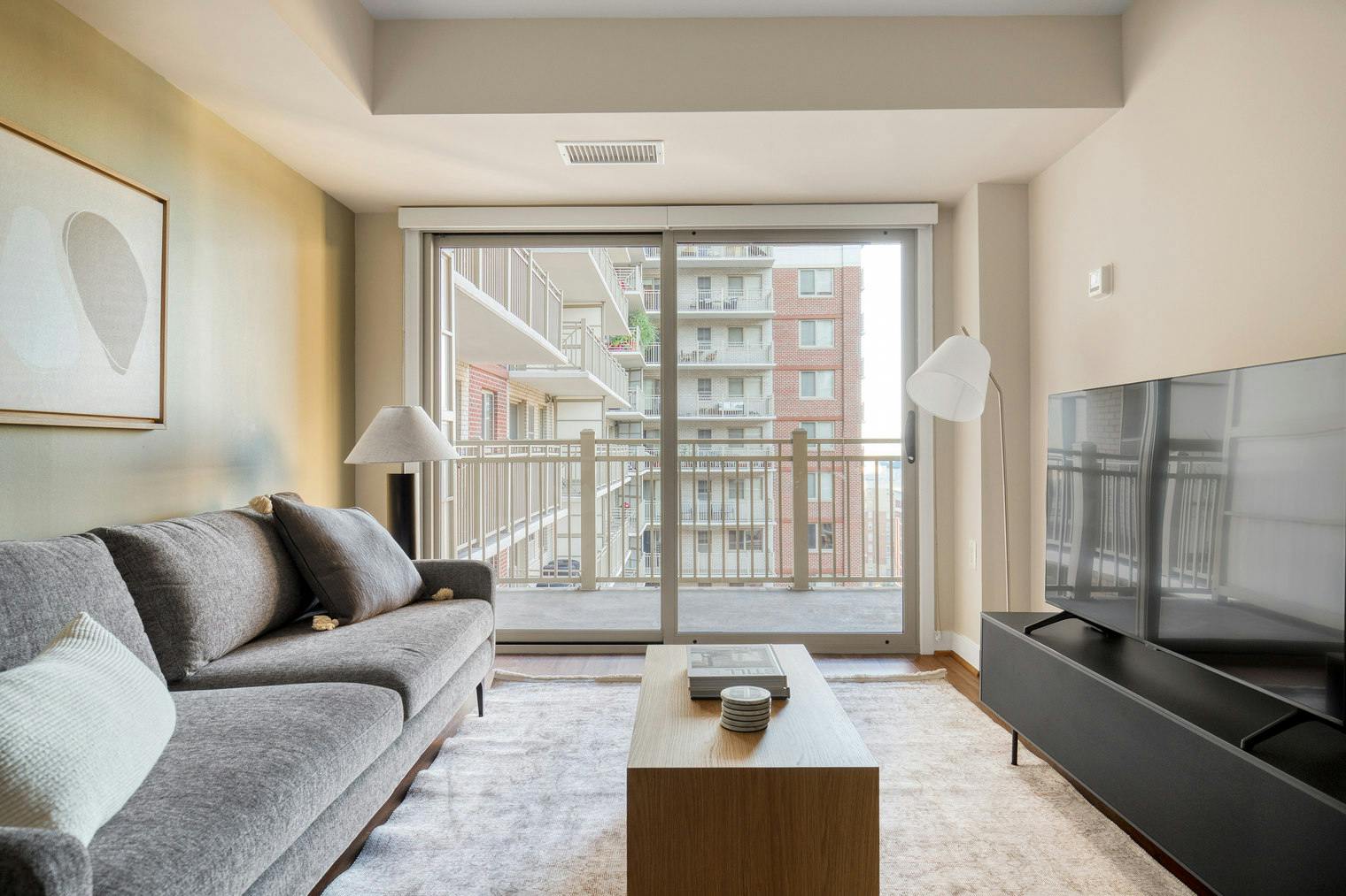 9th Street North, Arlington, VA preview