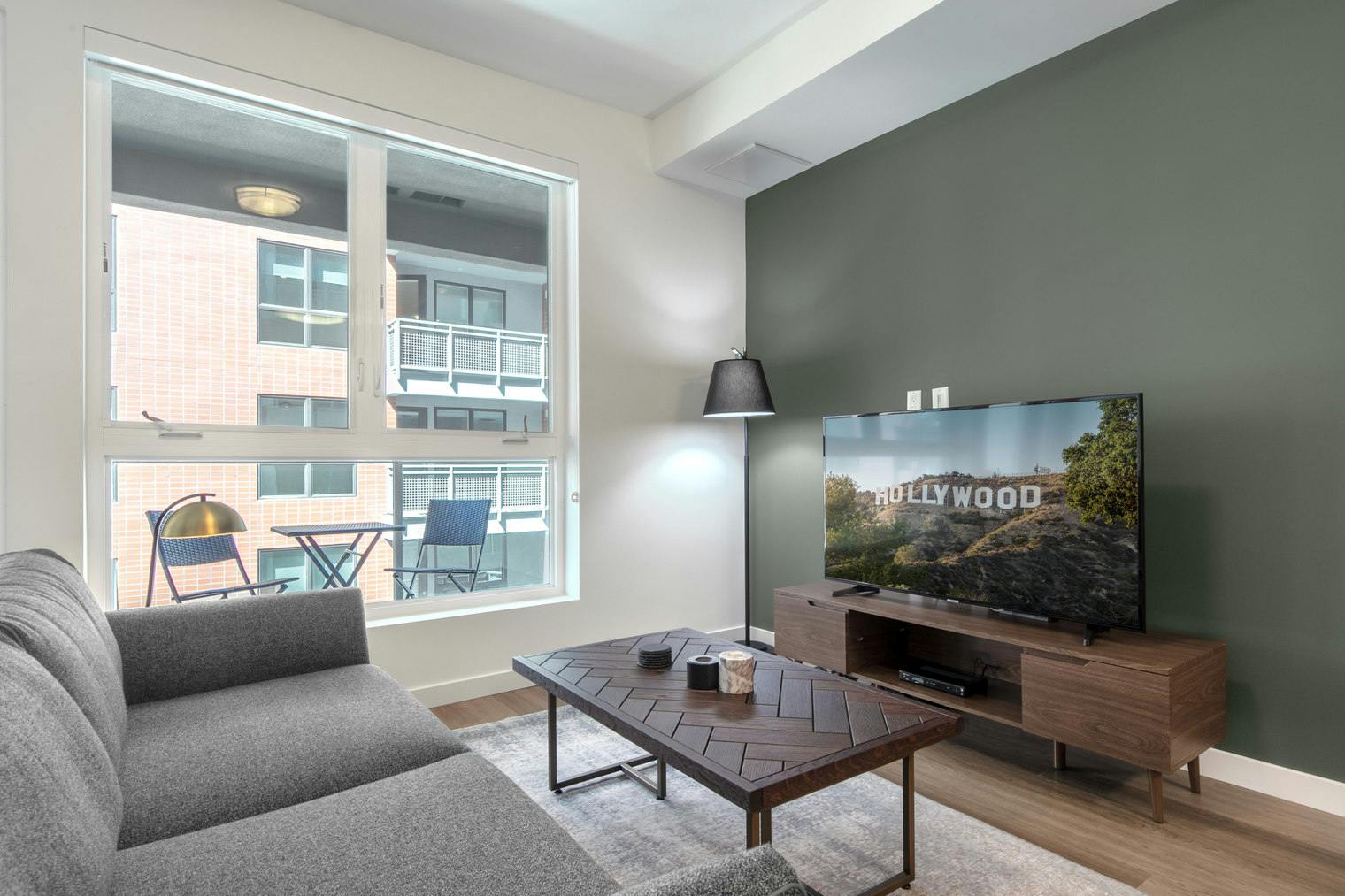 Appartement te huur voor $4,970 per maand in Glendale, North Orange Street