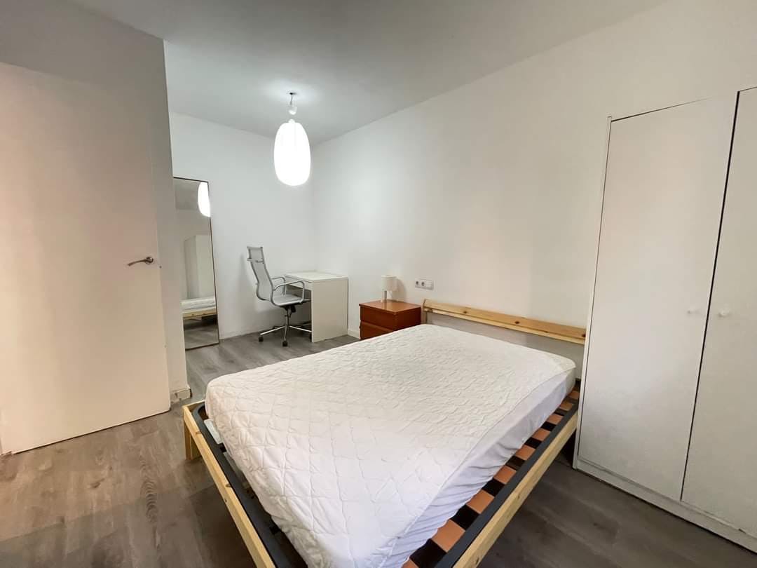 Single room Barcelona, 1 bed, 15m² — photo 5