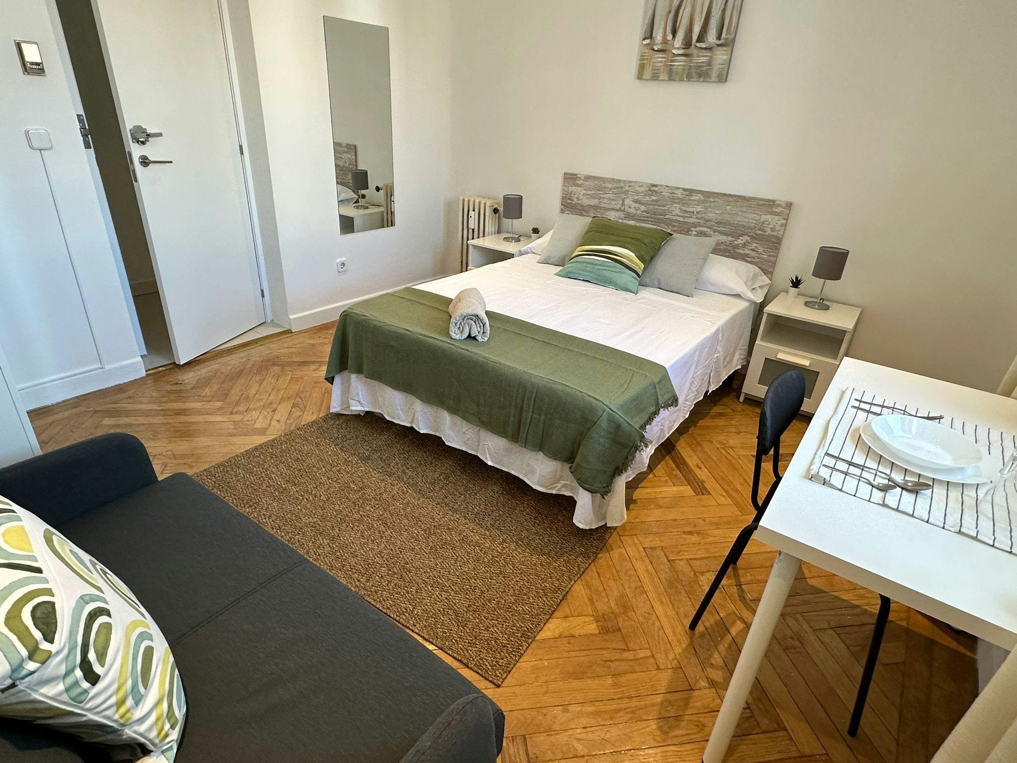 Calle de Cea Bermúdez, Madrid preview