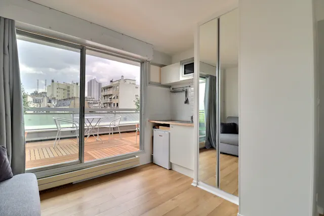 Apartment in Rue Deparcieux, Paris (1536040) room image 2
