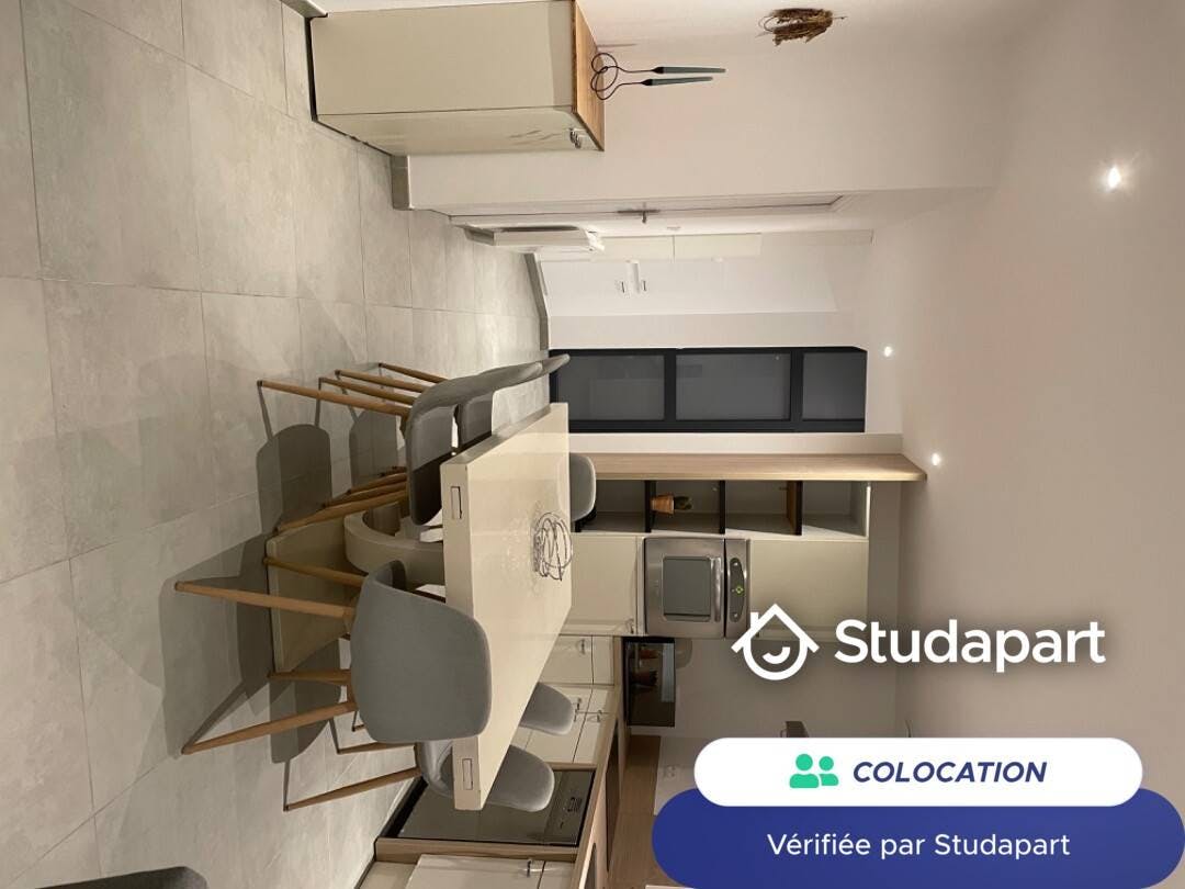 Private room for rent for €460 per month in Croix, Rue Henri Carette