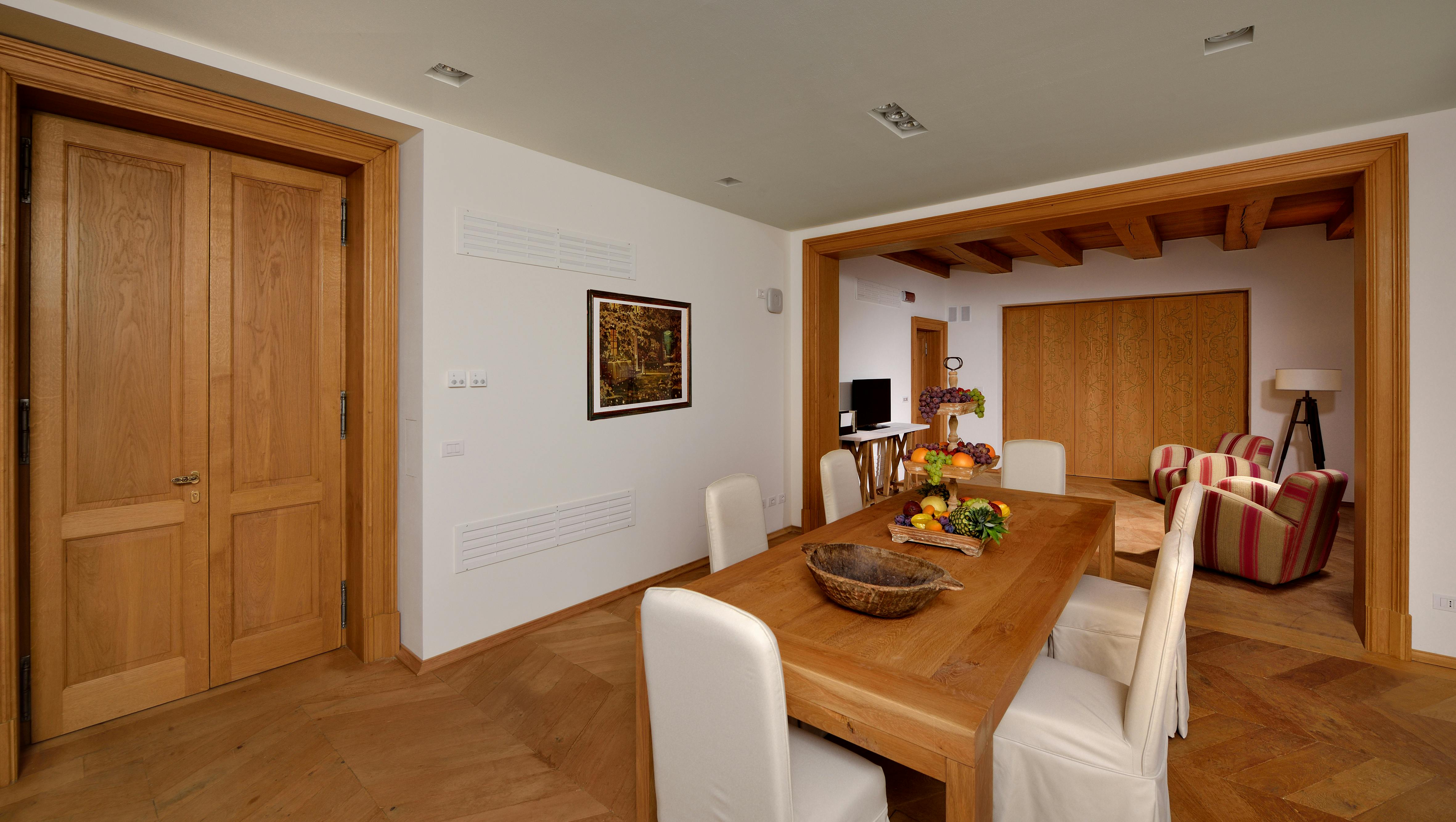 Apartment Castel San Pietro Terme, 5 beds, 450m² — photo 2