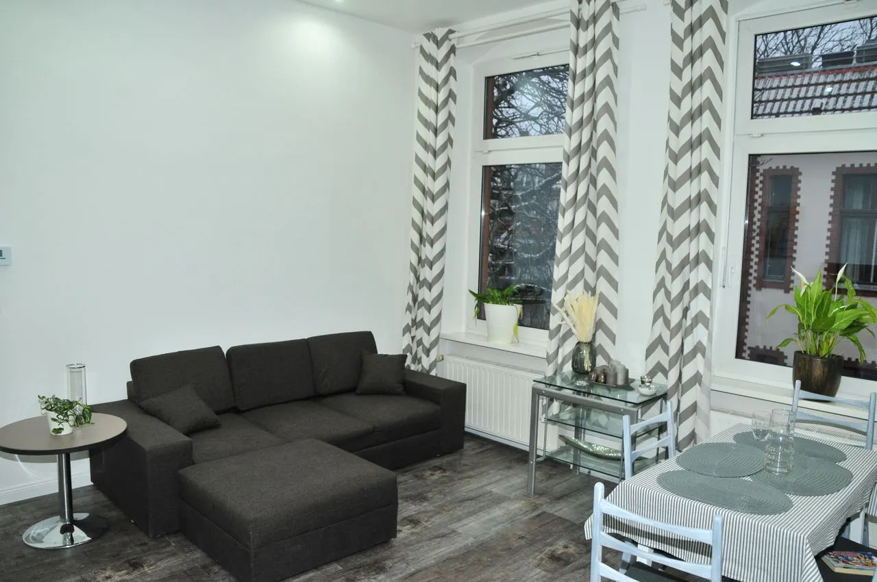 1-Bedroom Apartment in Storkwinkel, Berlin (1536301) ROOM 2